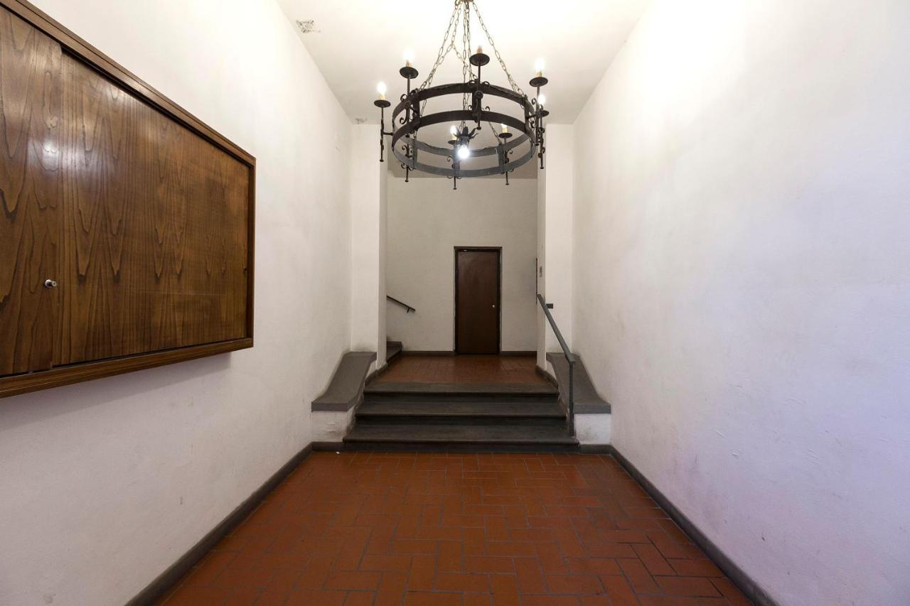Guendalina Apartment By Mamo Florence Luaran gambar