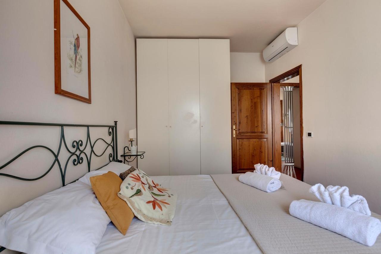 Guendalina Apartment By Mamo Florence Luaran gambar