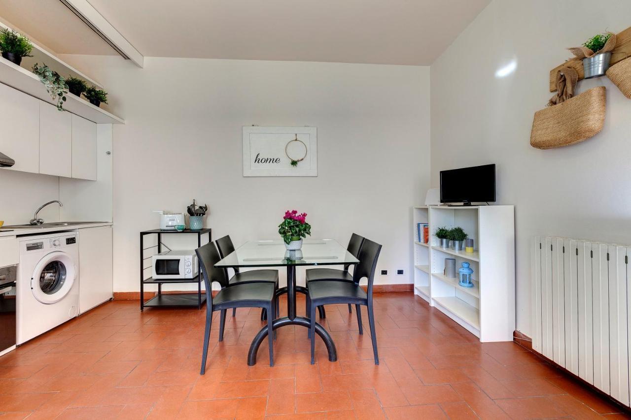 Guendalina Apartment By Mamo Florence Luaran gambar