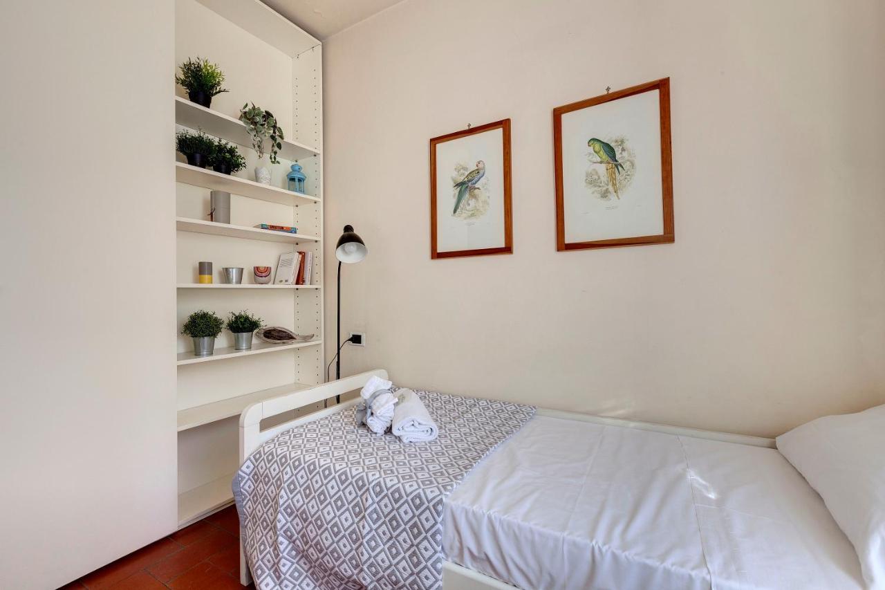 Guendalina Apartment By Mamo Florence Luaran gambar